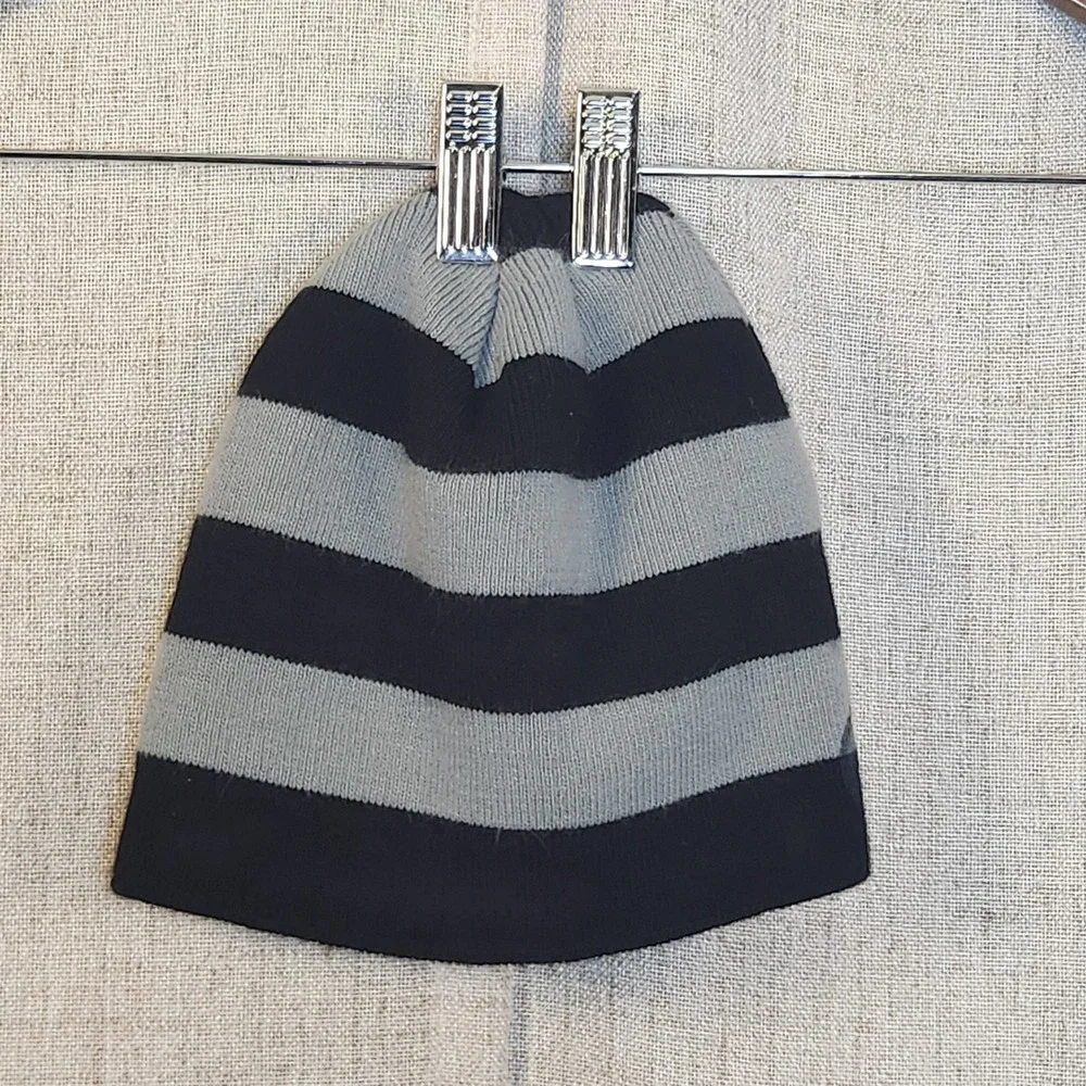 Transformers Bumblebee‎ Beanie Hat Youth Skull Cap Black Gray Stripes Logo 2009